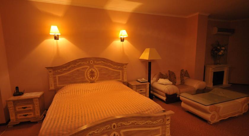 Golden Palace Hotel Aktau Szoba fotó